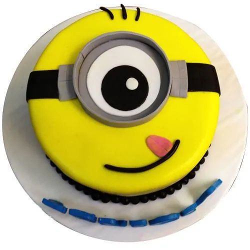 Send Cute Minion Cake Online - GAL21-96061 | Giftalove