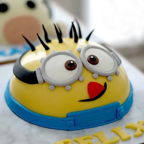 Order Goofy Minion Theme Cake Online, Price Rs.1299 | FlowerAura