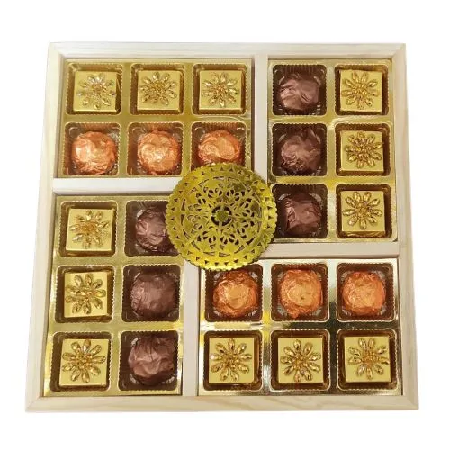 Chocolate Gift Baskets: A Chocolate a Day Chocolate Gift Basket | DIYGB
