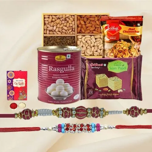 Arresting Hamper of Rakhi Celebrations